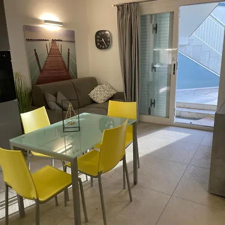 Gioiello Sul Mare Con Splendida Terrazza Διαμέρισμα Πέζαρο