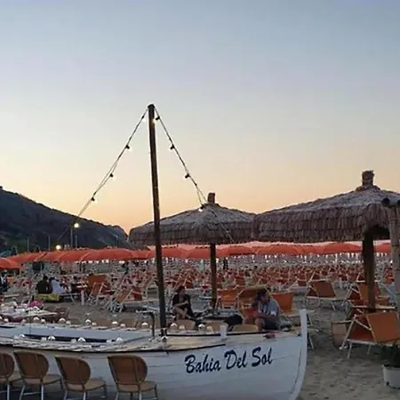 Gioiello Sul Mare Con Splendida Terrazza Διαμέρισμα Πέζαρο