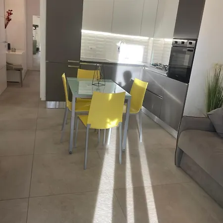 Gioiello Sul Mare Con Splendida Terrazza *