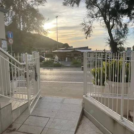 Διαμέρισμα Gioiello Sul Mare Con Splendida Terrazza